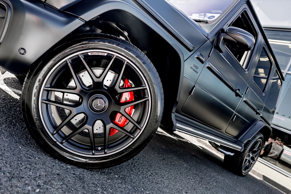 MERCEDES BENZ G63 Magno MANUFAKTUR 4.0-litre twin-turbocharged V8