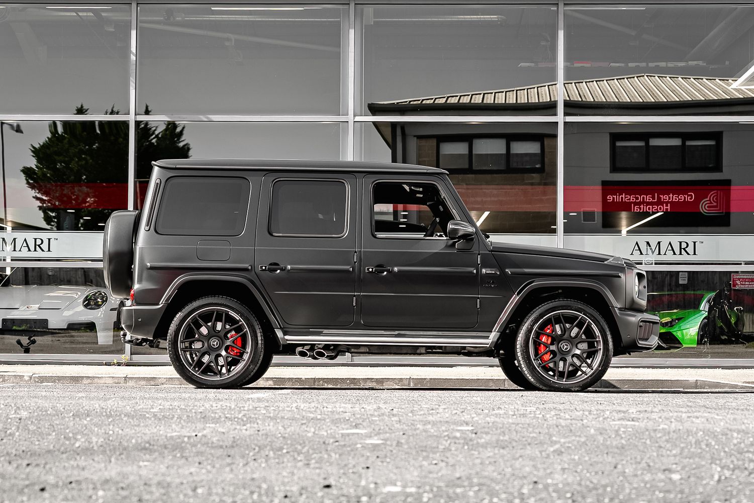 Mercedes Benz G63 Magno MANUFAKTUR 4.0-litre twin-turbocharged V8