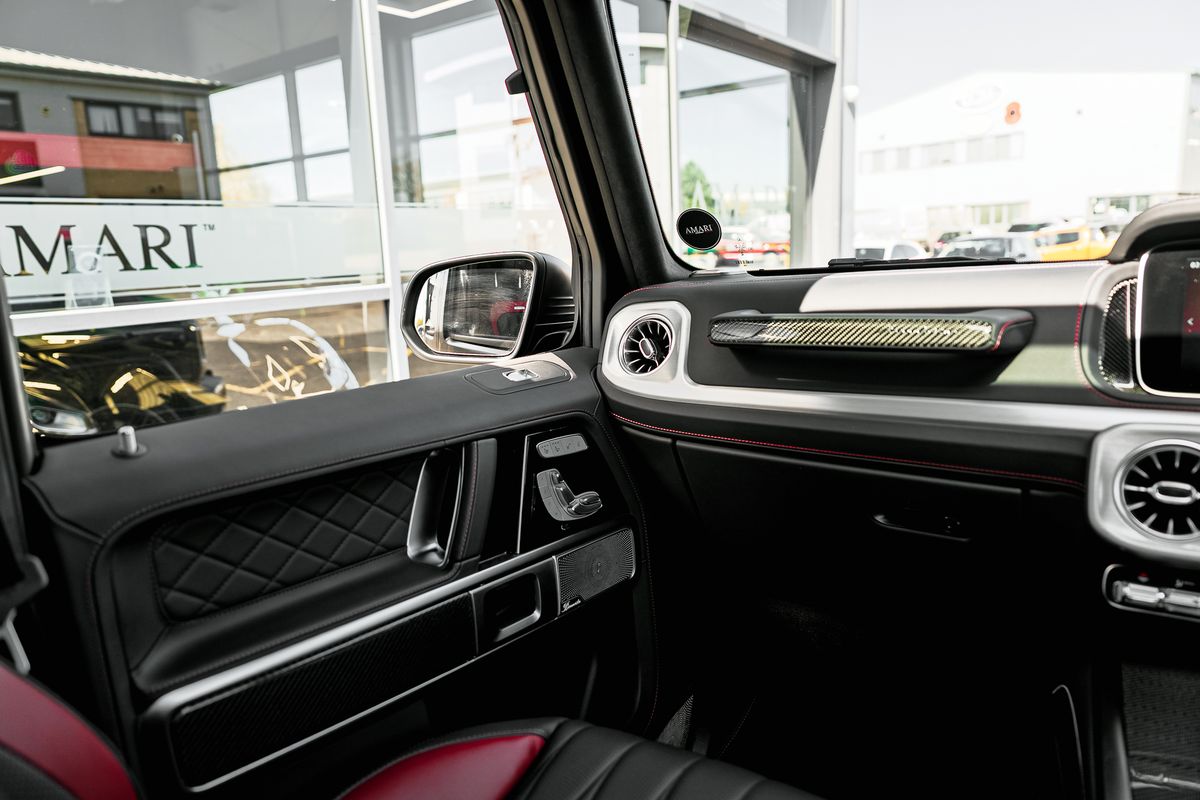 MERCEDES BENZ G63 Magno MANUFAKTUR 4.0-litre twin-turbocharged V8