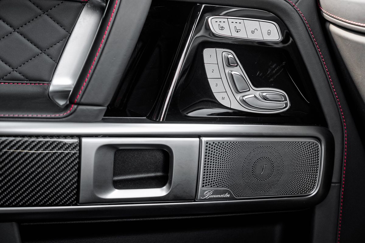 MERCEDES BENZ G63 Magno MANUFAKTUR 4.0-litre twin-turbocharged V8