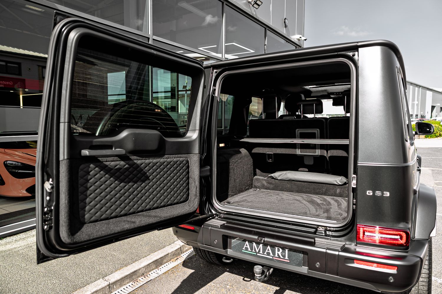 Mercedes Benz G63 Magno MANUFAKTUR 4.0-litre twin-turbocharged V8