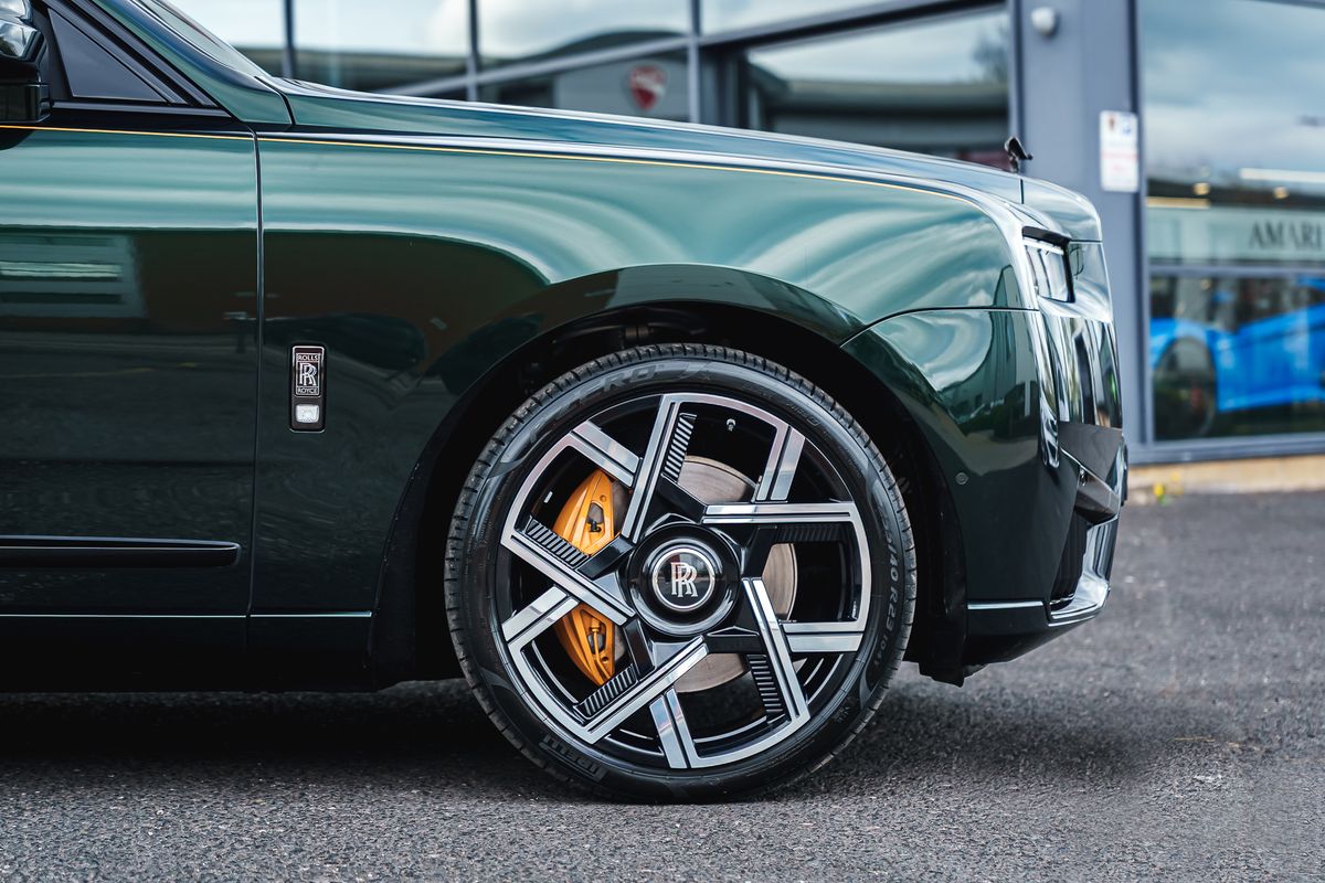 ROLLS ROYCE BLACK BADGE CULLINAN SERIES II