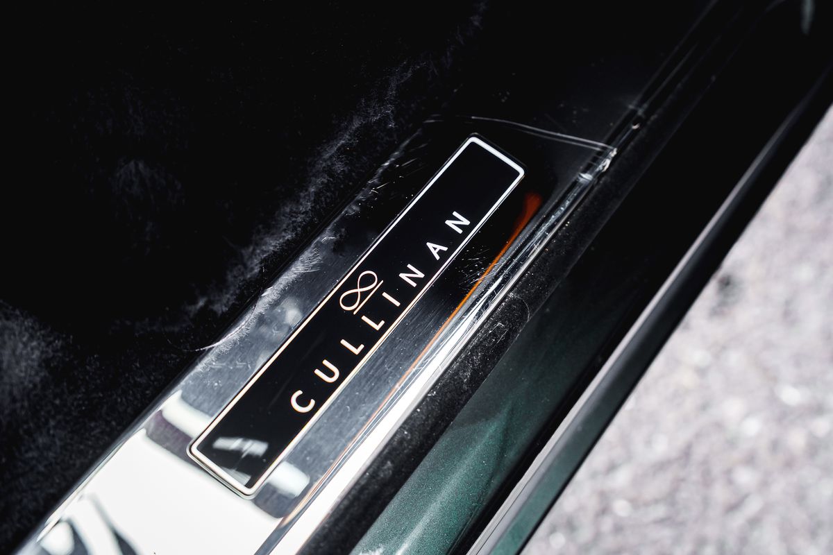 ROLLS ROYCE BLACK BADGE CULLINAN SERIES II