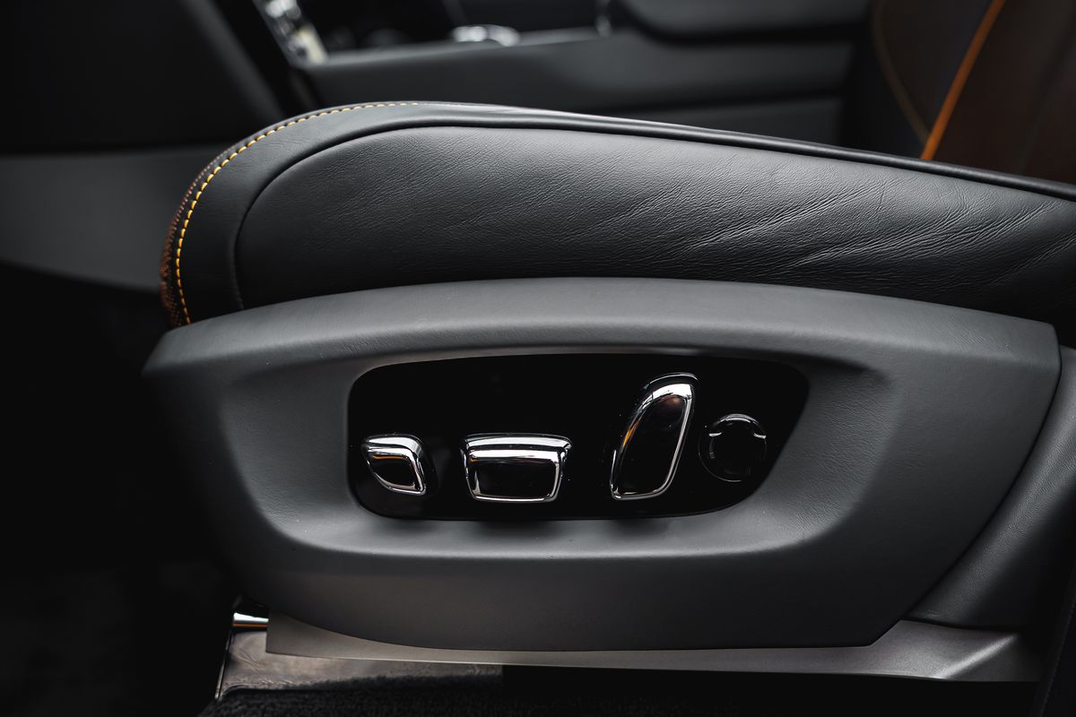 ROLLS ROYCE BLACK BADGE CULLINAN SERIES II