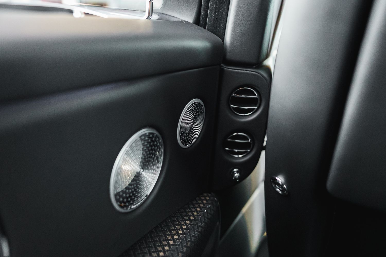 Rolls Royce Black Badge Cullinan Series 2