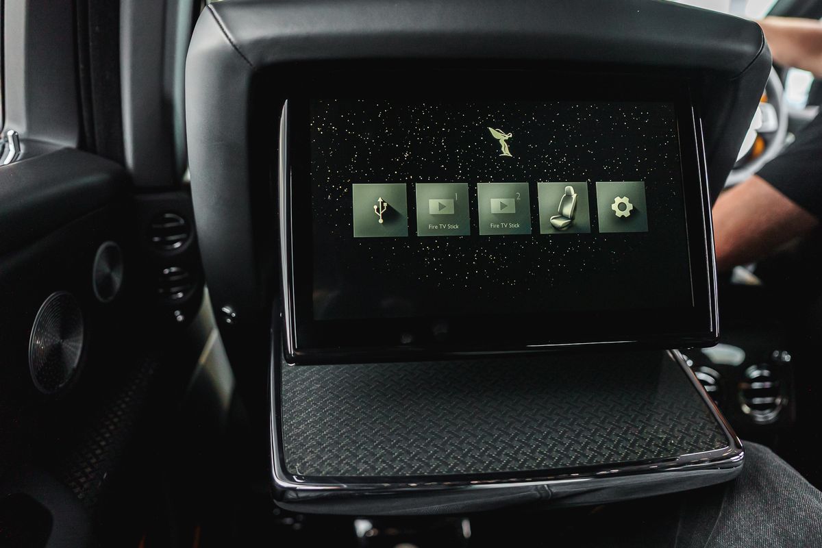 ROLLS ROYCE BLACK BADGE CULLINAN SERIES II