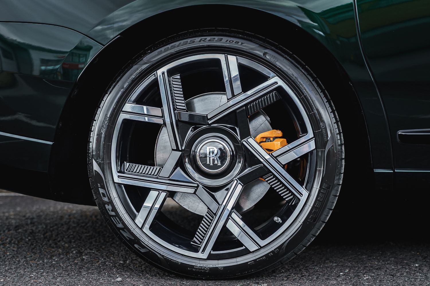 Rolls Royce Black Badge Cullinan Series 2