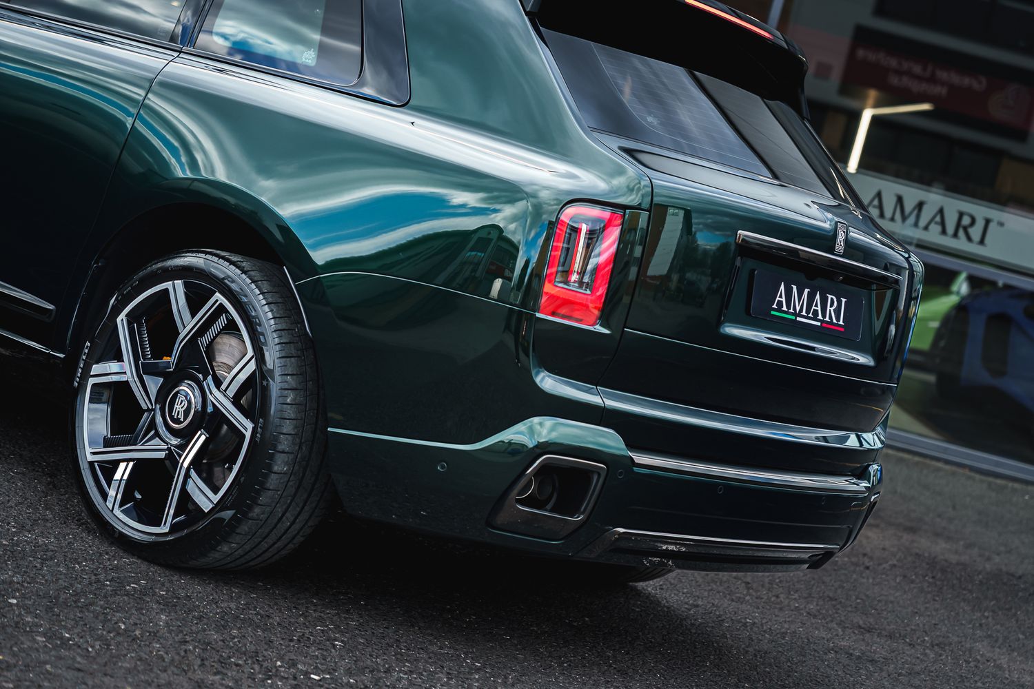 Rolls Royce Black Badge Cullinan Series 2