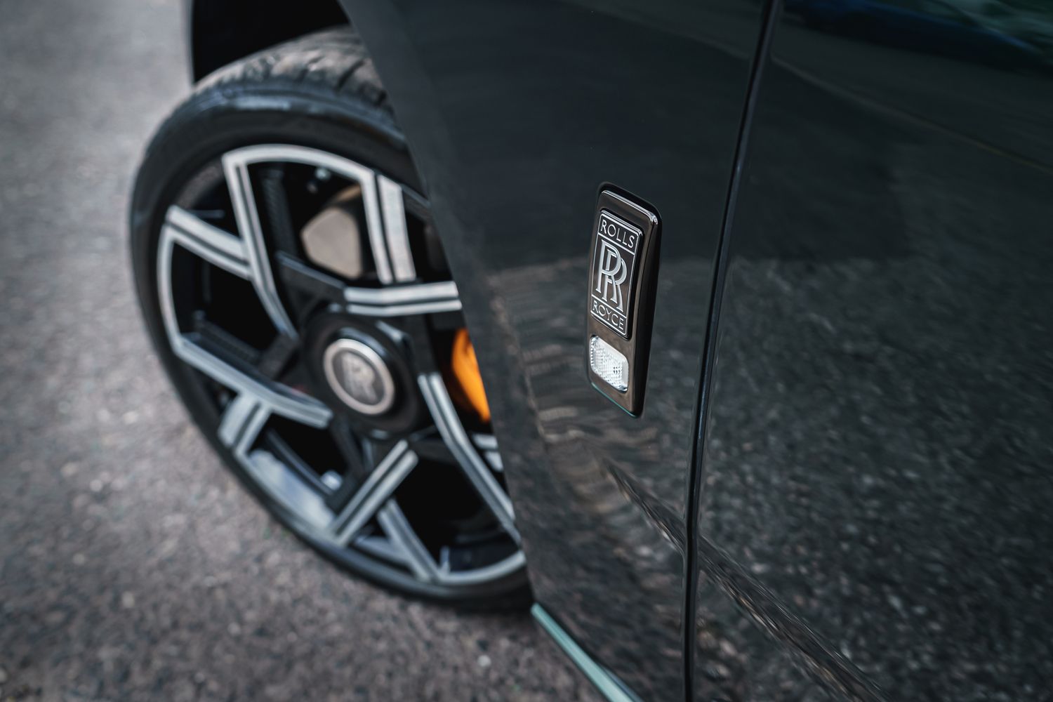 Rolls Royce Black Badge Cullinan Series 2