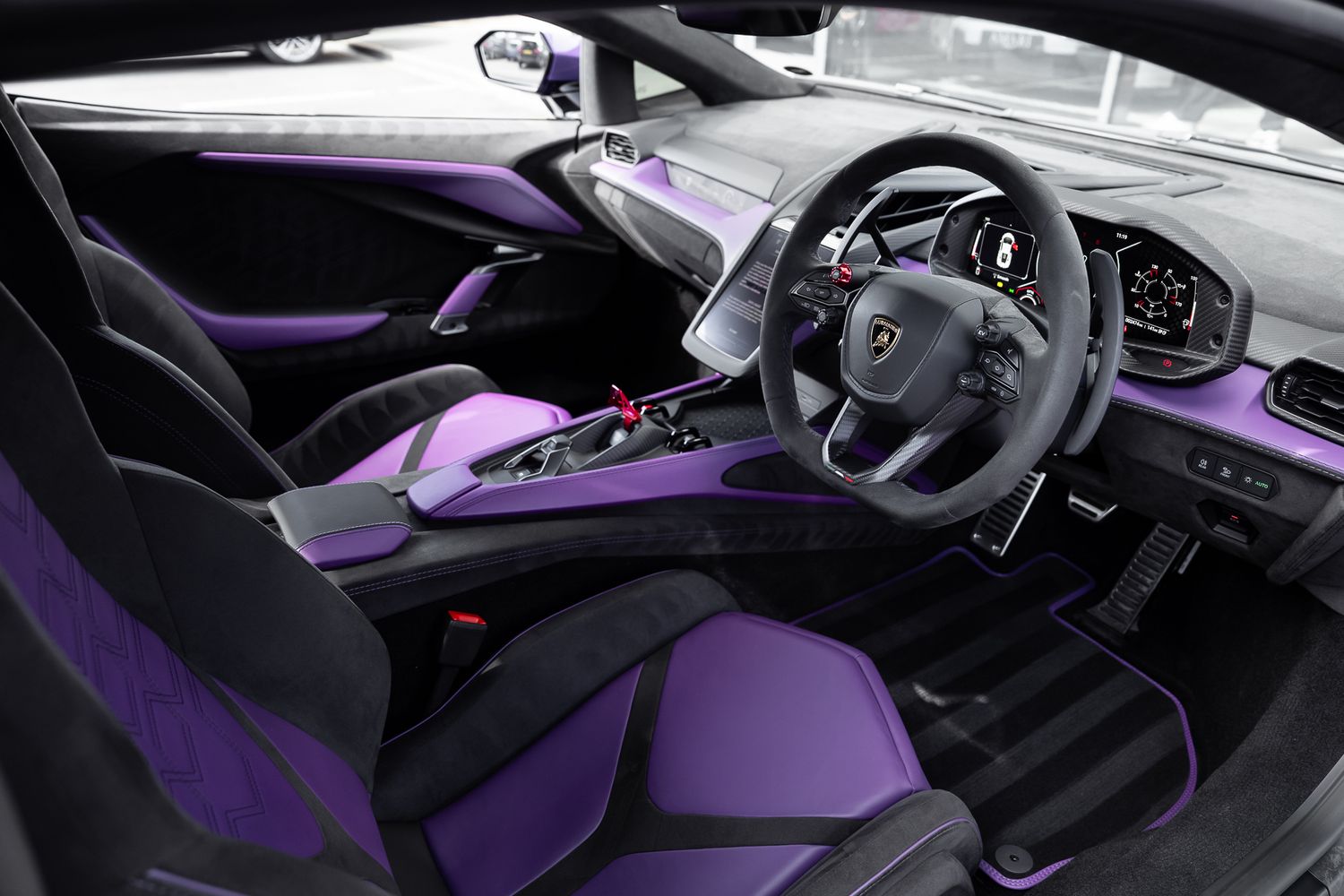 Lamborghini Revuelto