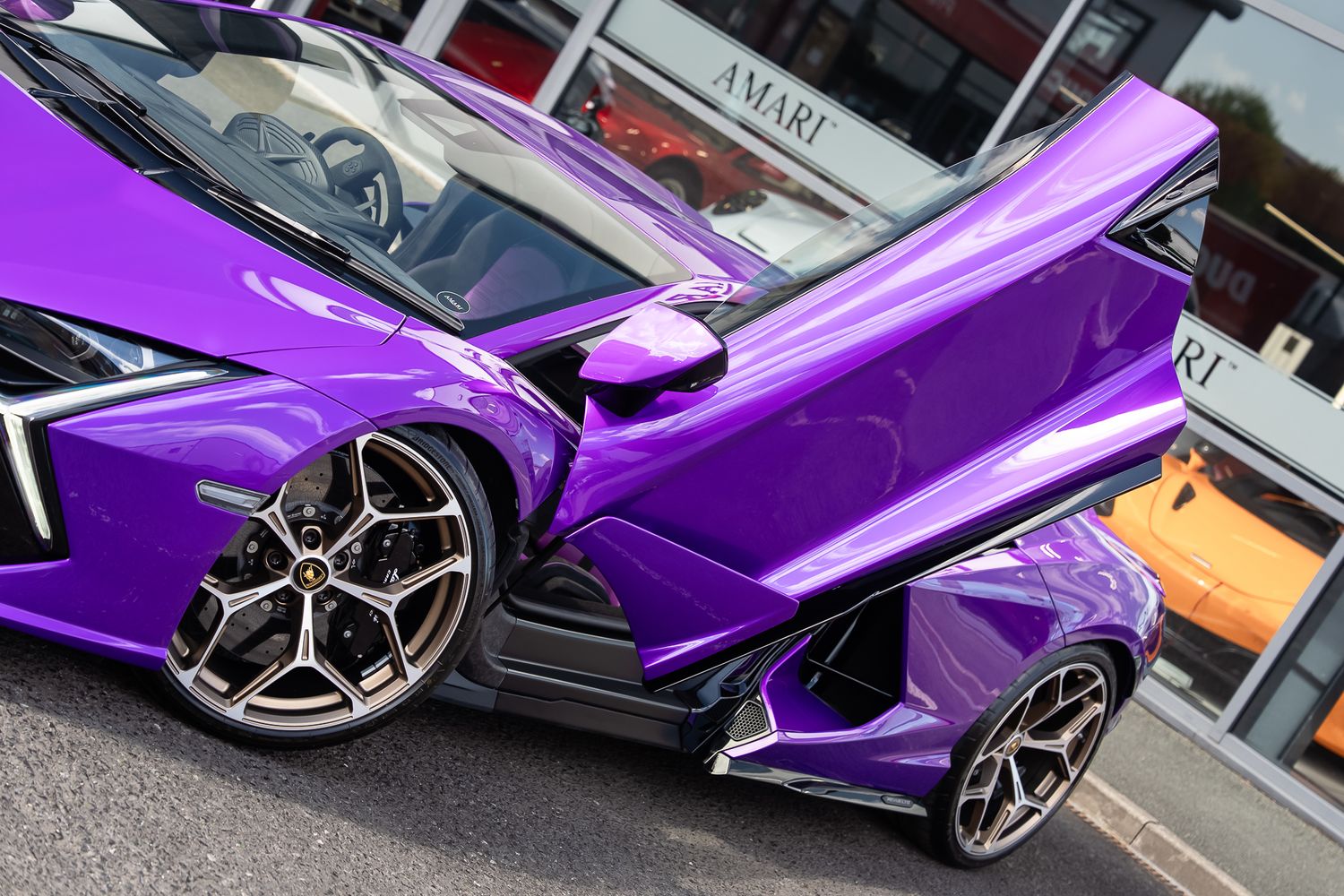 Lamborghini Revuelto