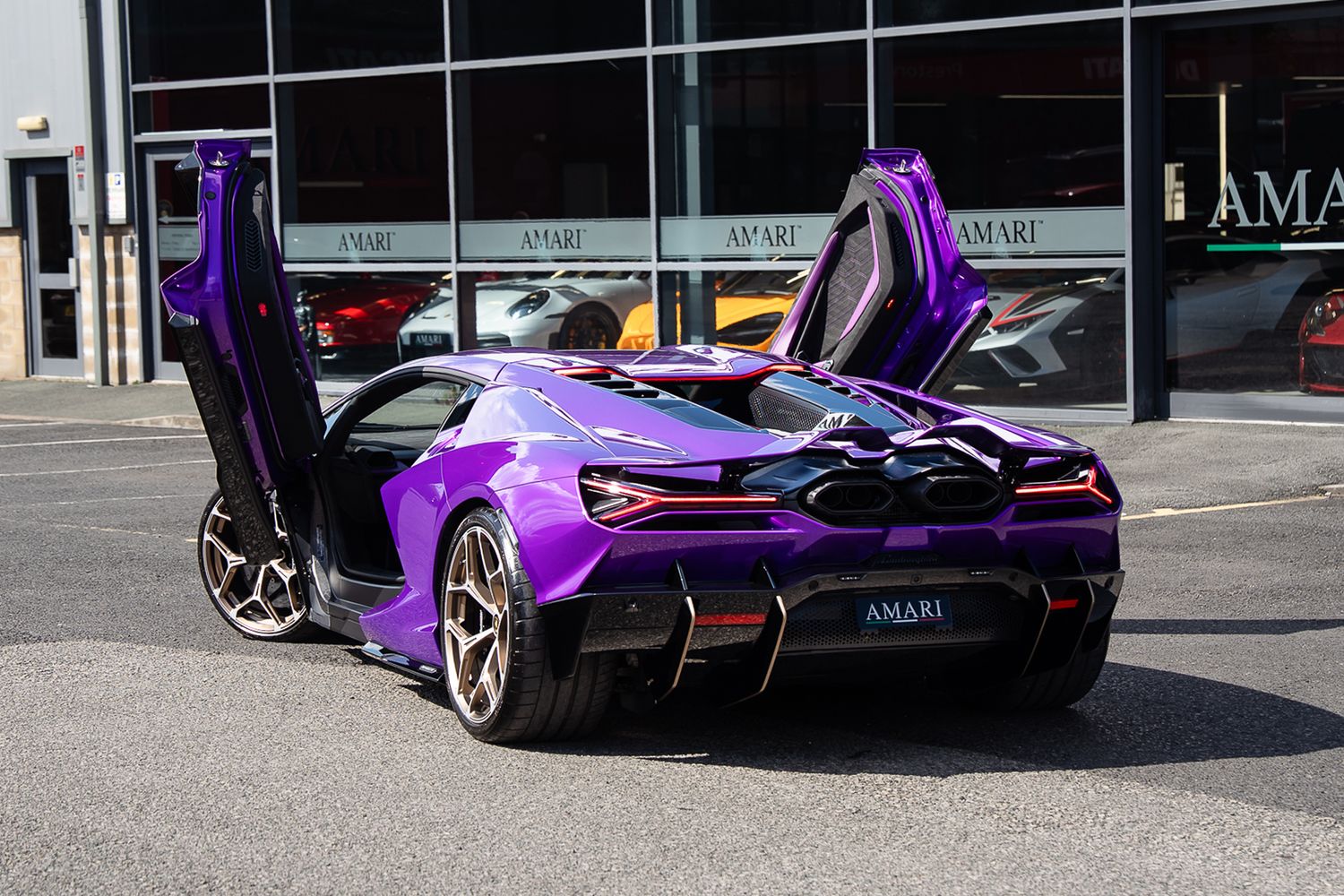 Lamborghini Revuelto