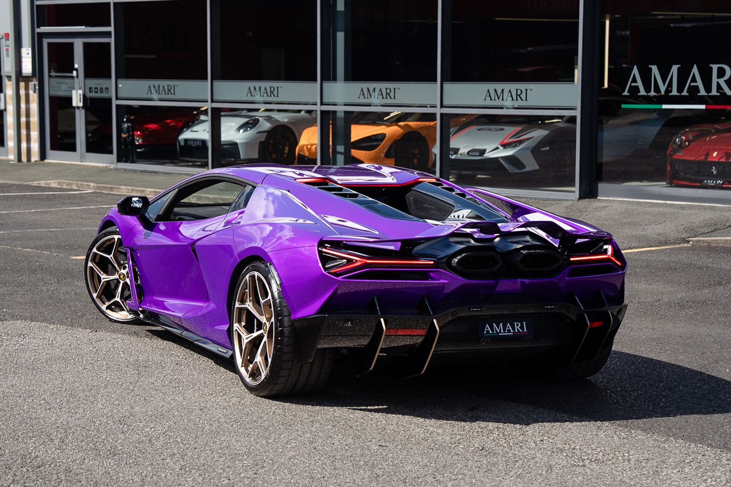 Lamborghini Revuelto