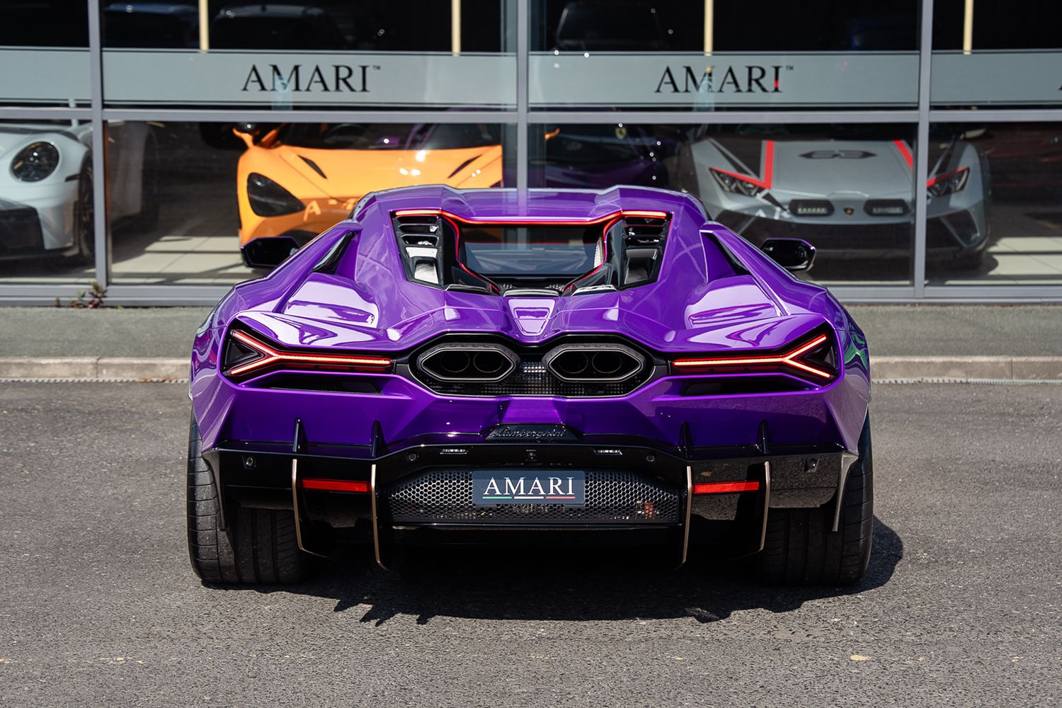 Lamborghini Revuelto