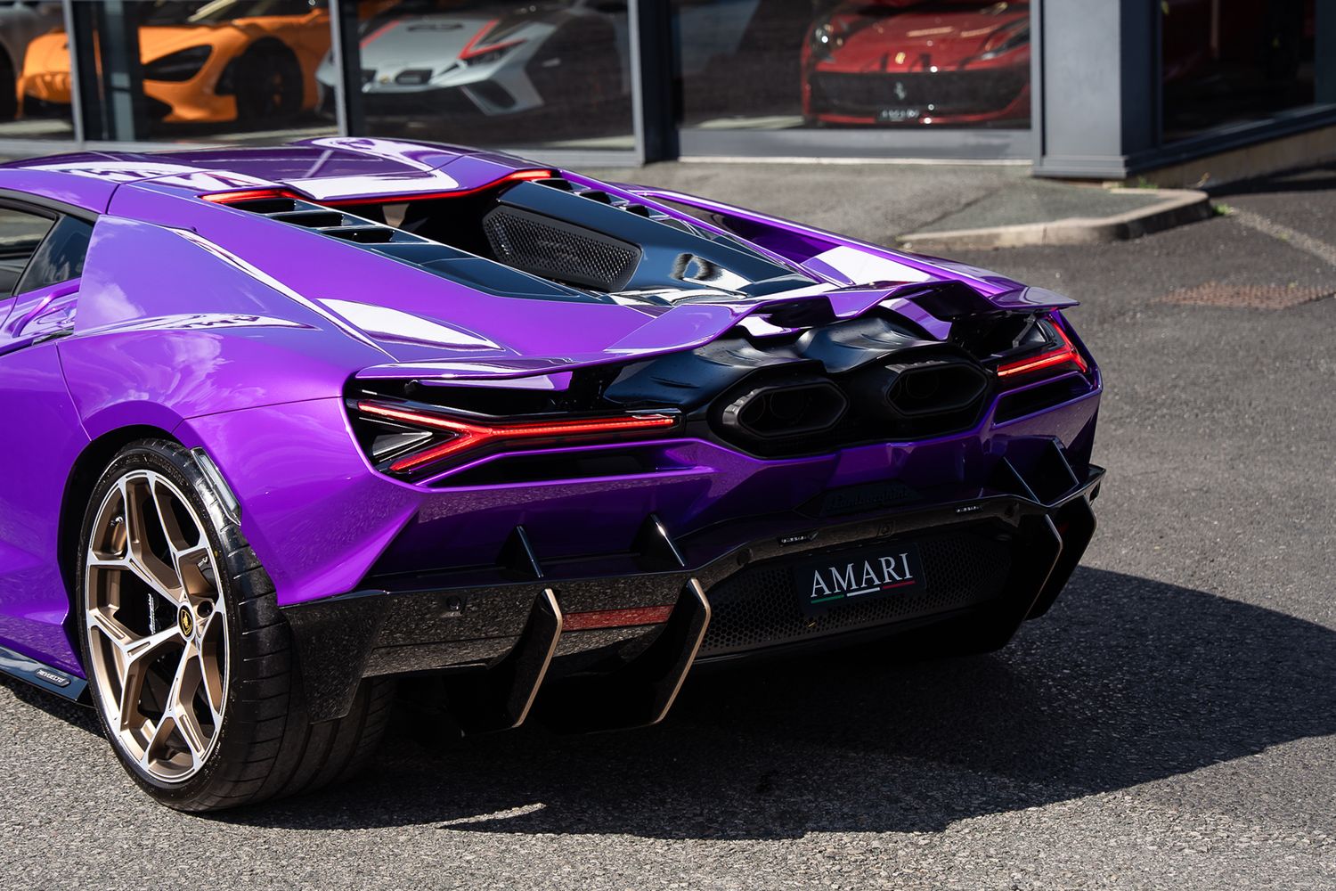 Lamborghini Revuelto