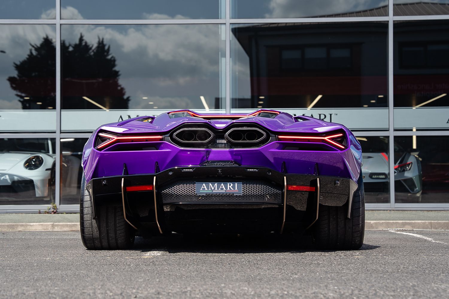 Lamborghini Revuelto