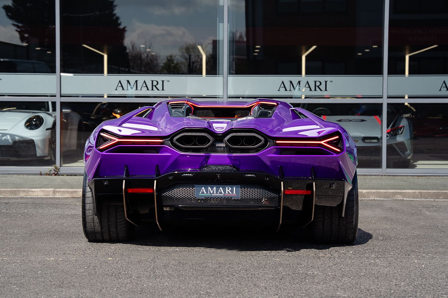 Lamborghini Revuelto