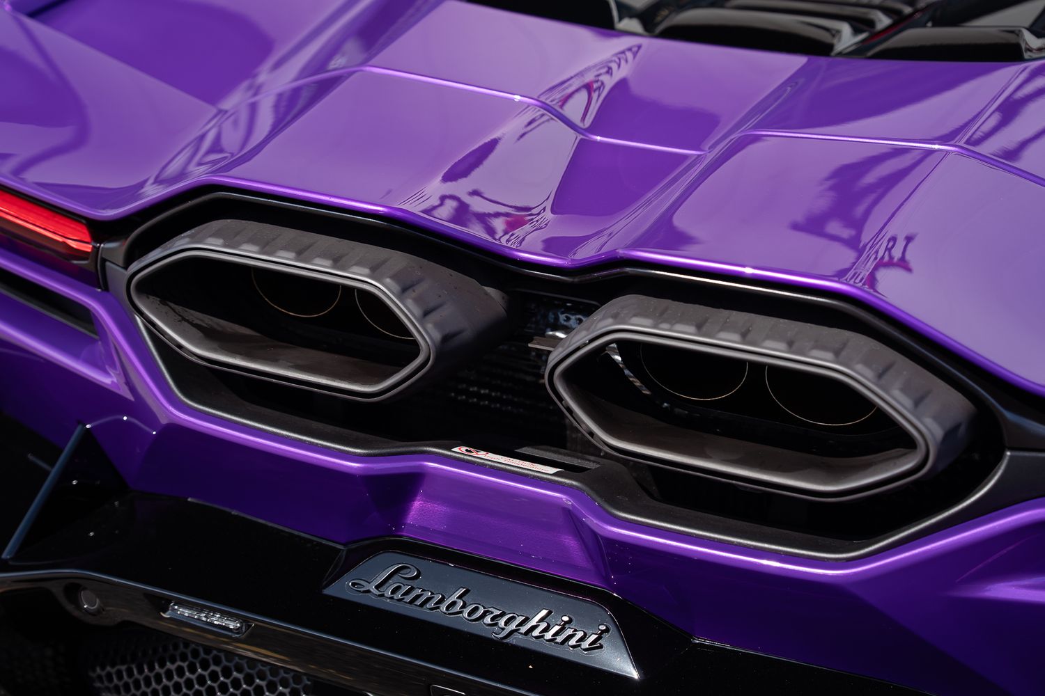 Lamborghini Revuelto