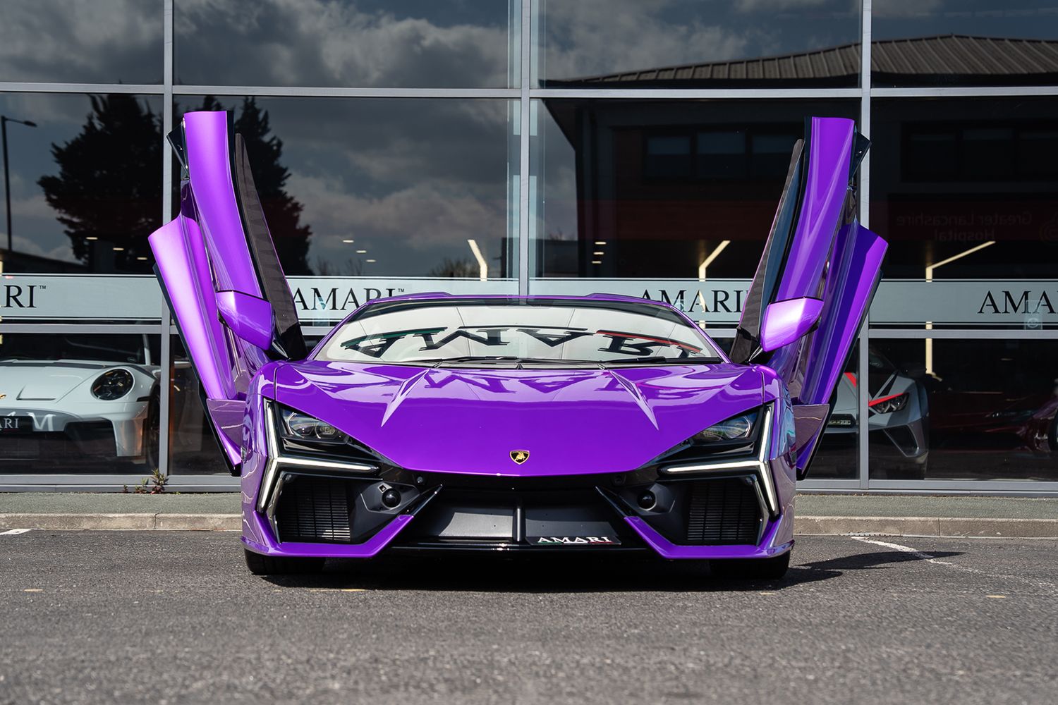 Lamborghini Revuelto
