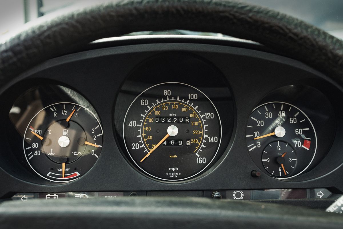 MERCEDES BENZ ROADSTER 380 SL