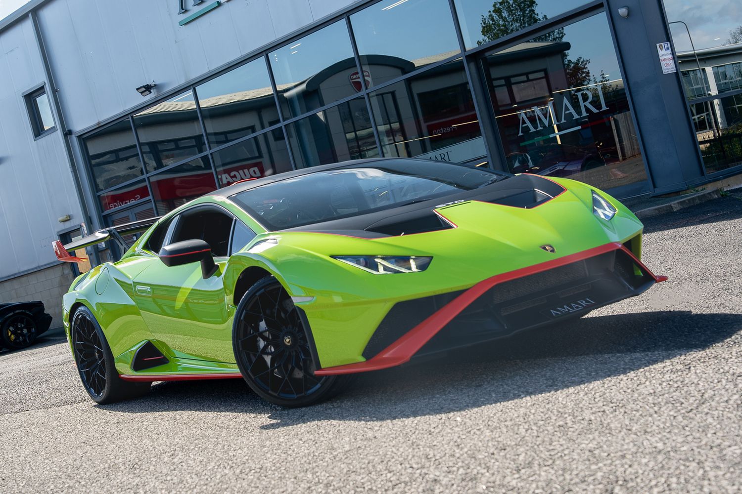 LAMBORGHINI HURACAN STO