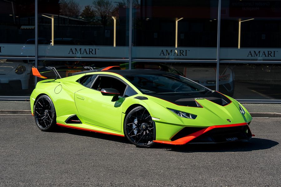 2022 Lamborghini Huracan STO