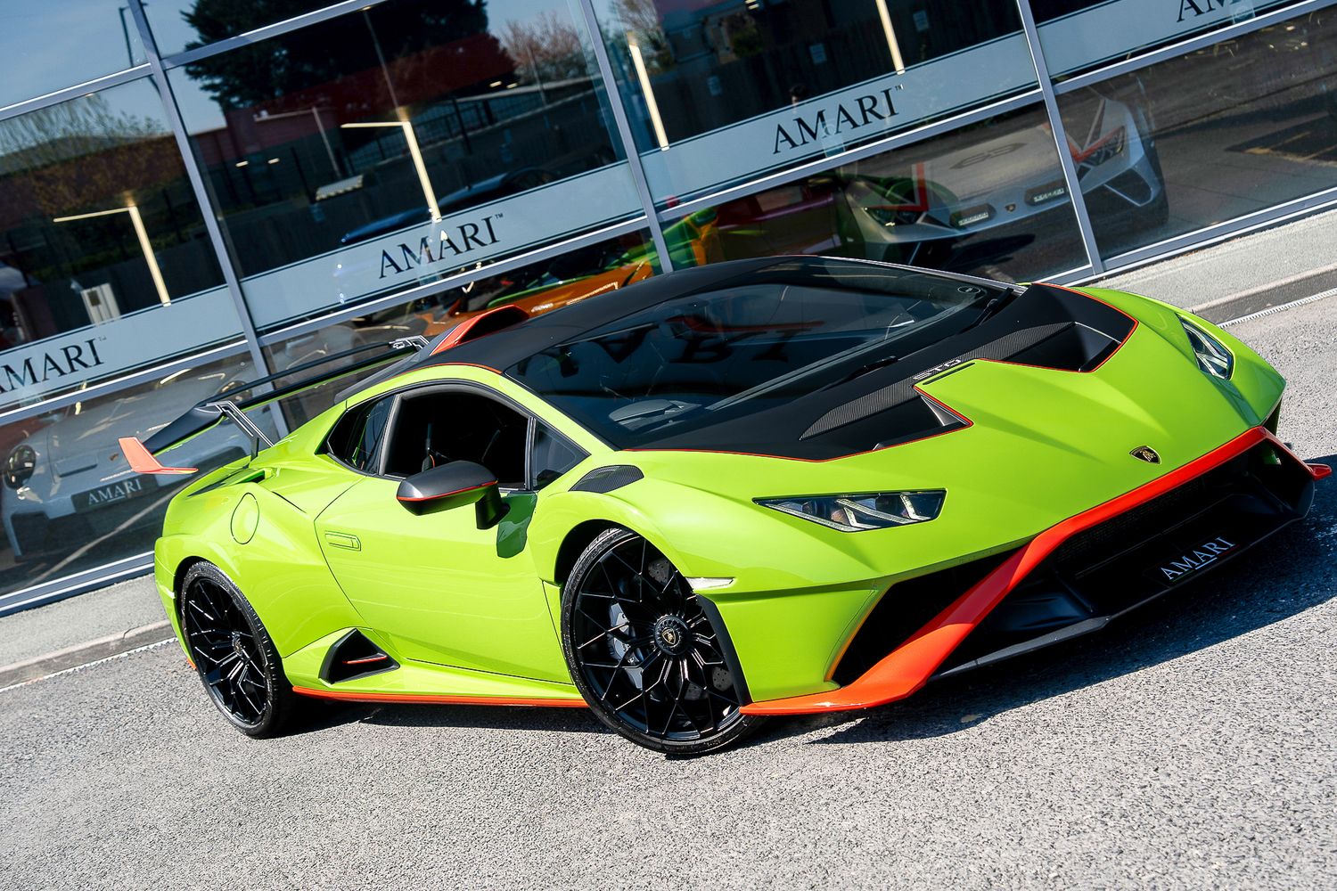LAMBORGHINI HURACAN STO