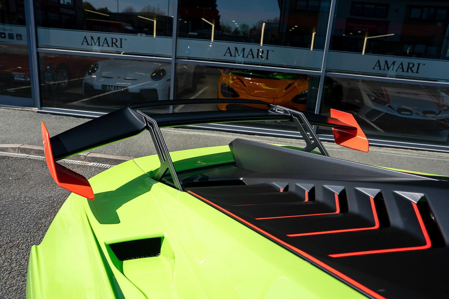 LAMBORGHINI HURACAN STO