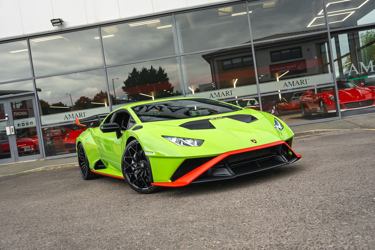 LAMBORGHINI HURACAN STO