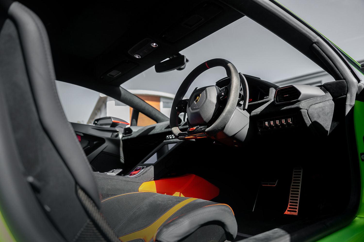 LAMBORGHINI HURACAN STO