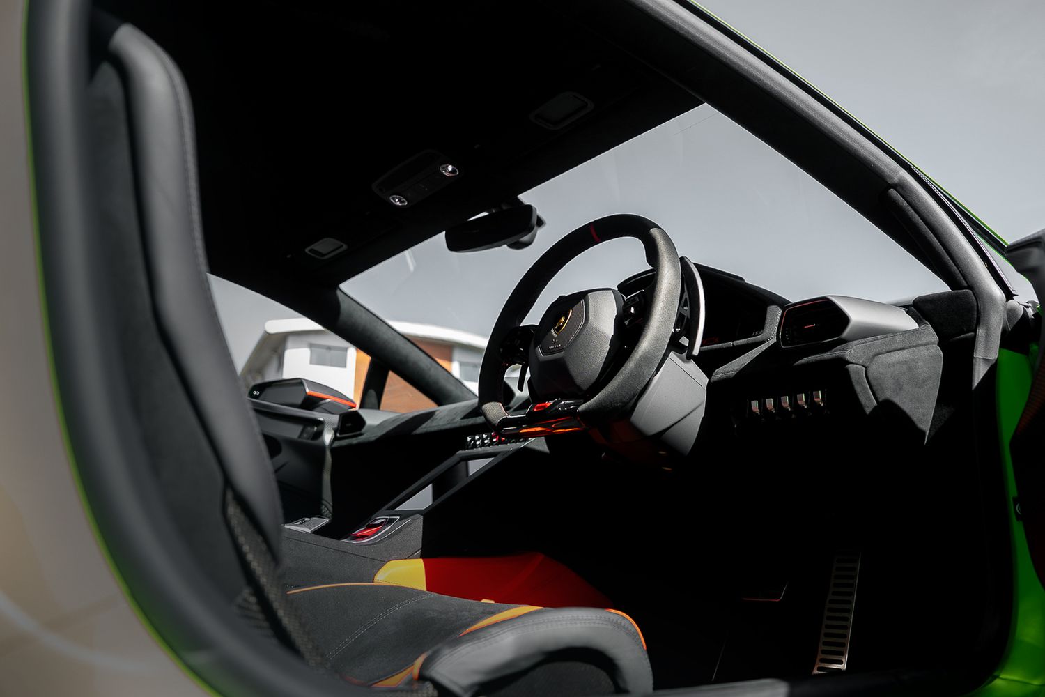 LAMBORGHINI HURACAN STO