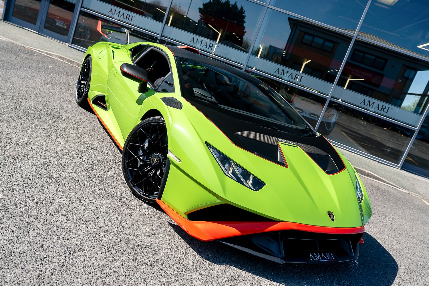 LAMBORGHINI HURACAN STO