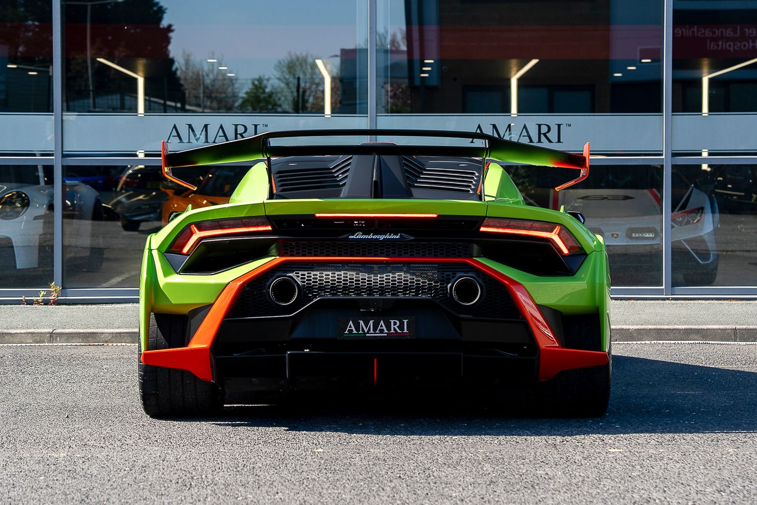 LAMBORGHINI HURACAN STO