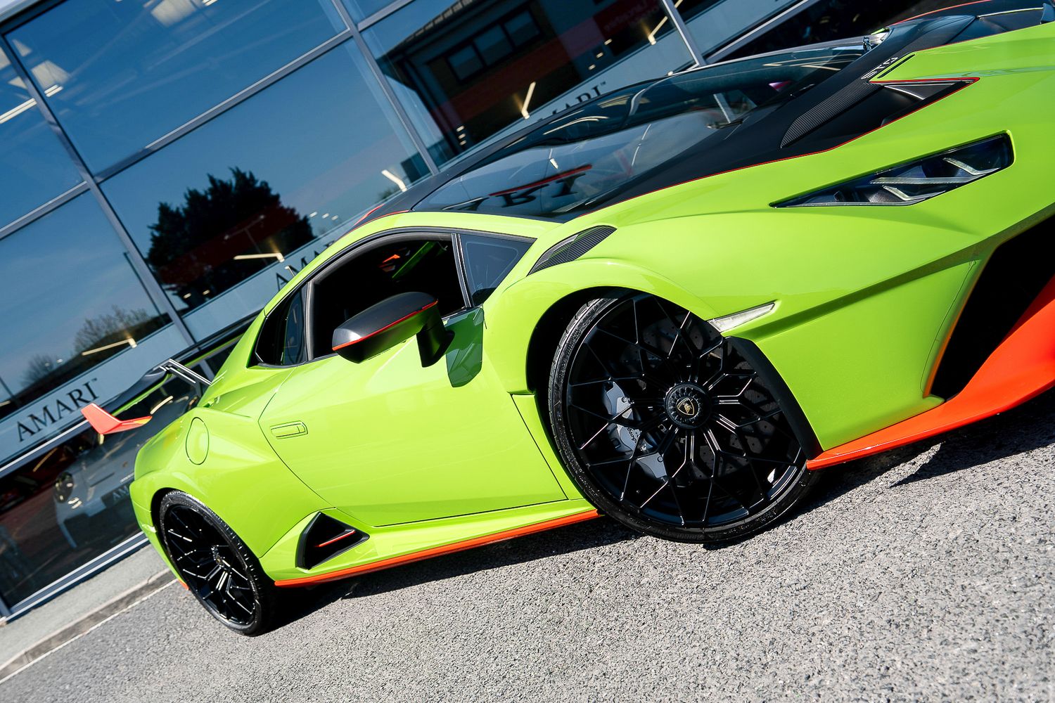 LAMBORGHINI HURACAN STO