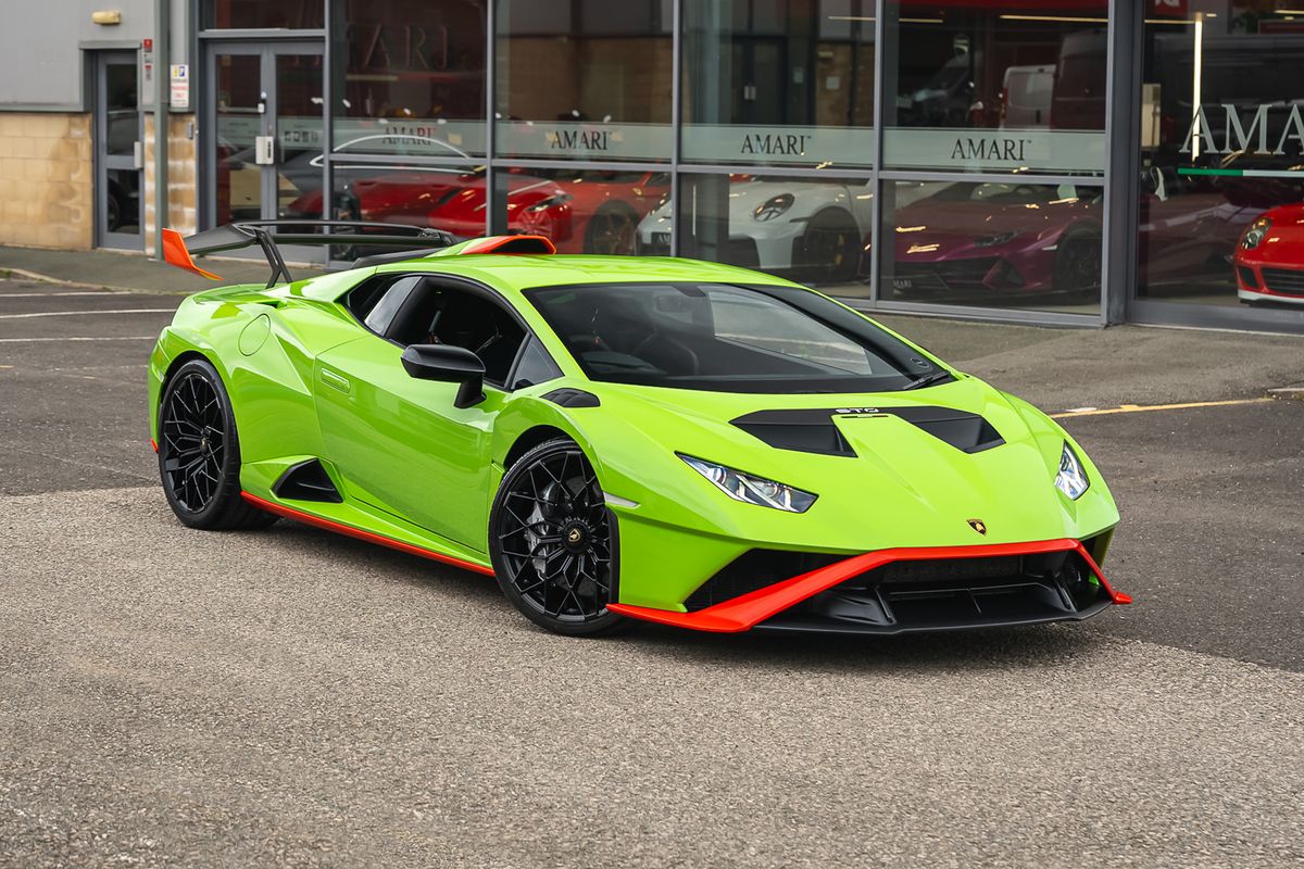 LAMBORGHINI HURACAN STO