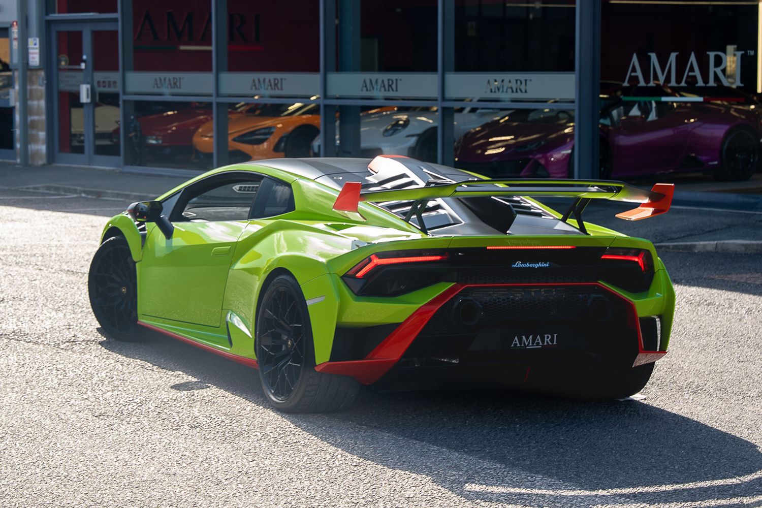 LAMBORGHINI HURACAN STO
