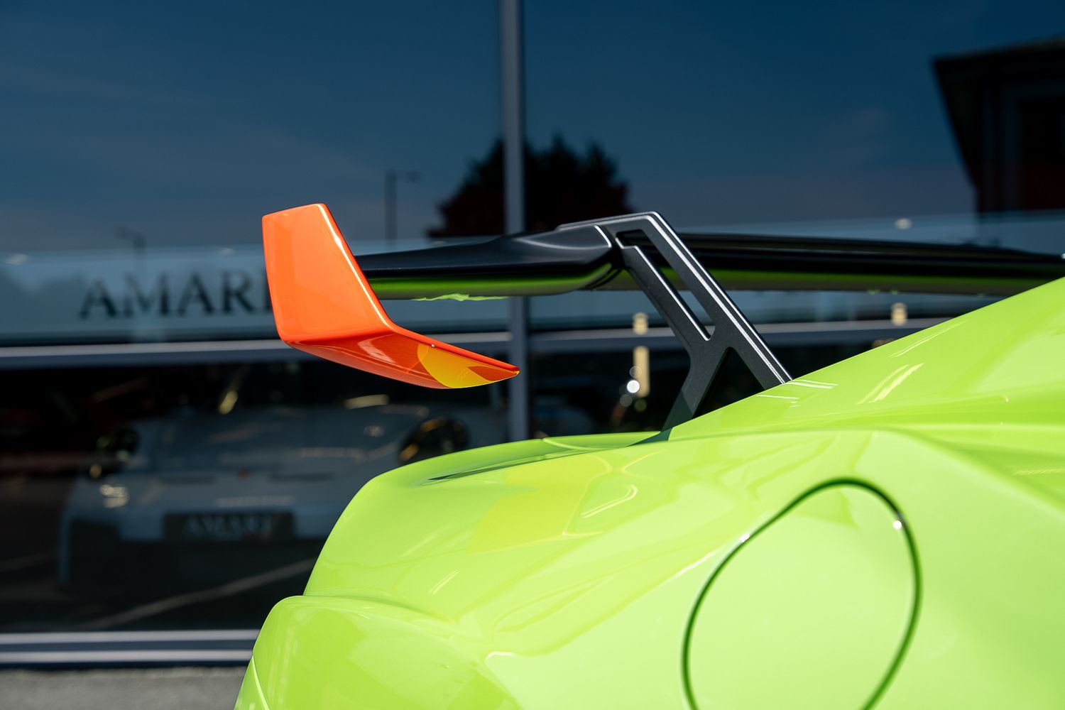 LAMBORGHINI HURACAN STO