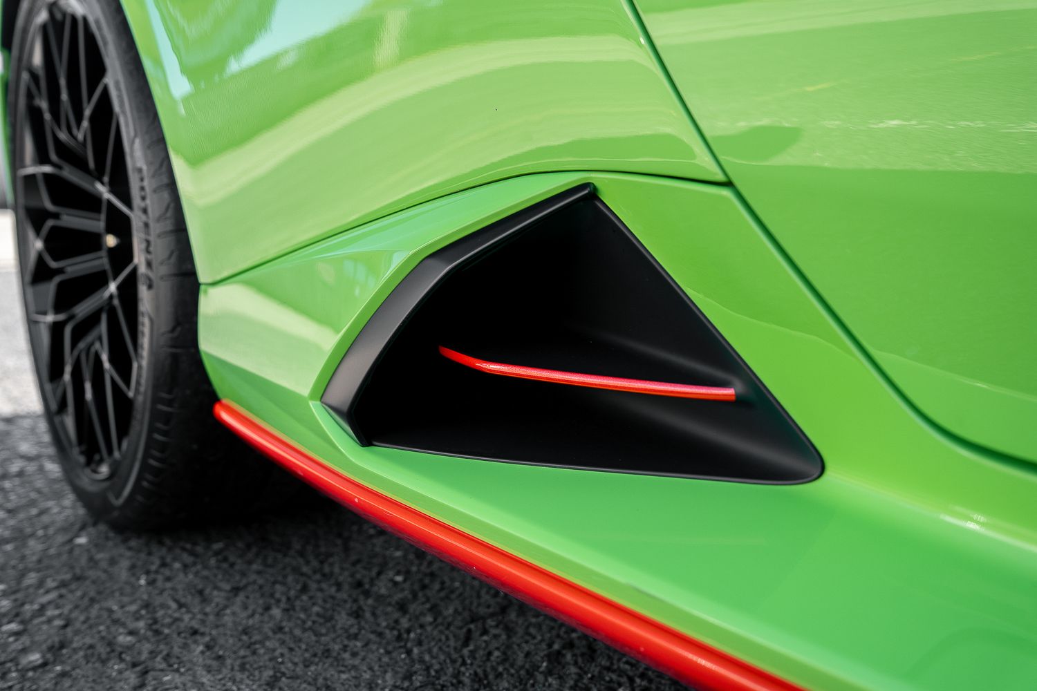 LAMBORGHINI HURACAN STO