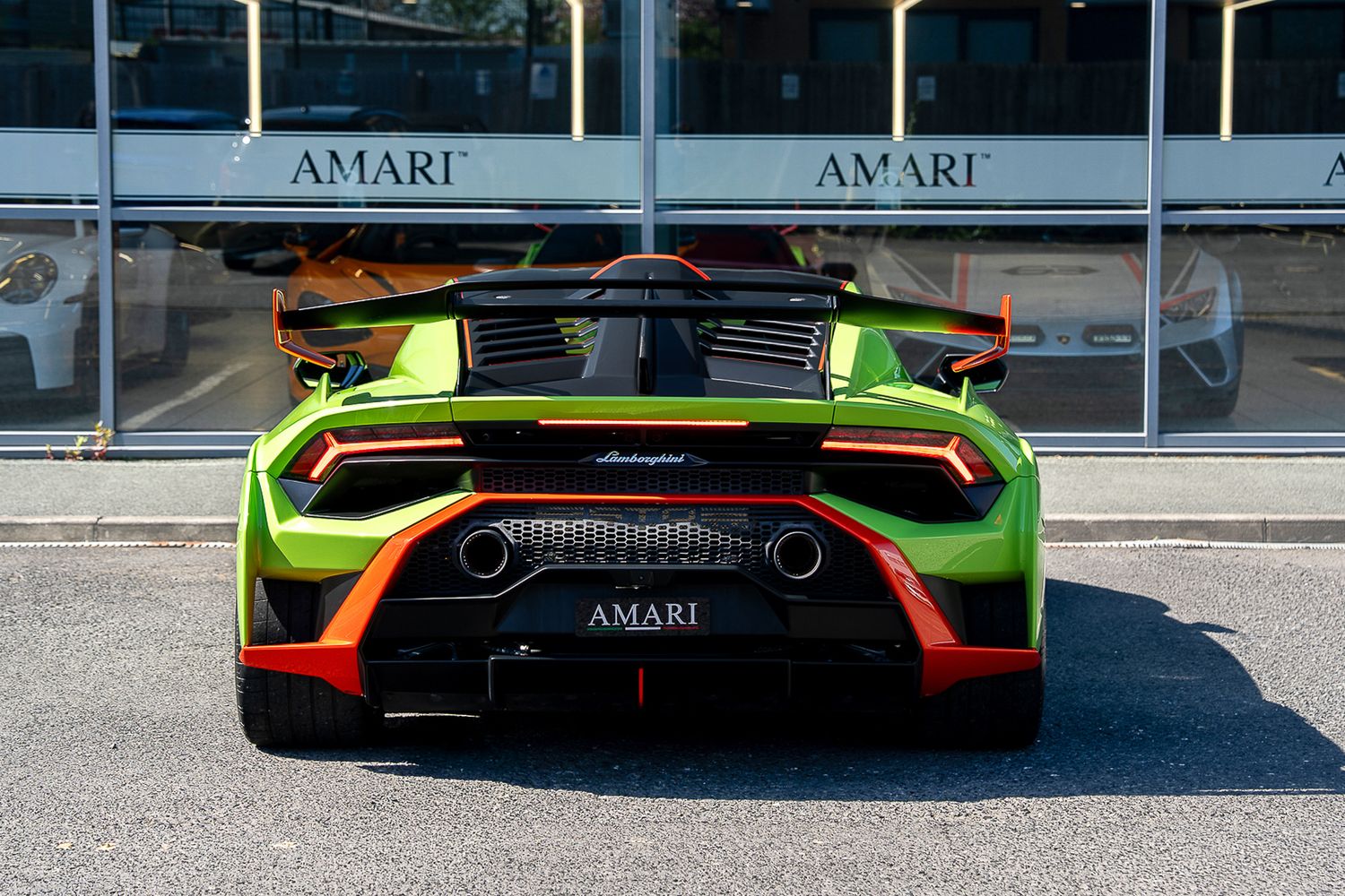 LAMBORGHINI HURACAN STO