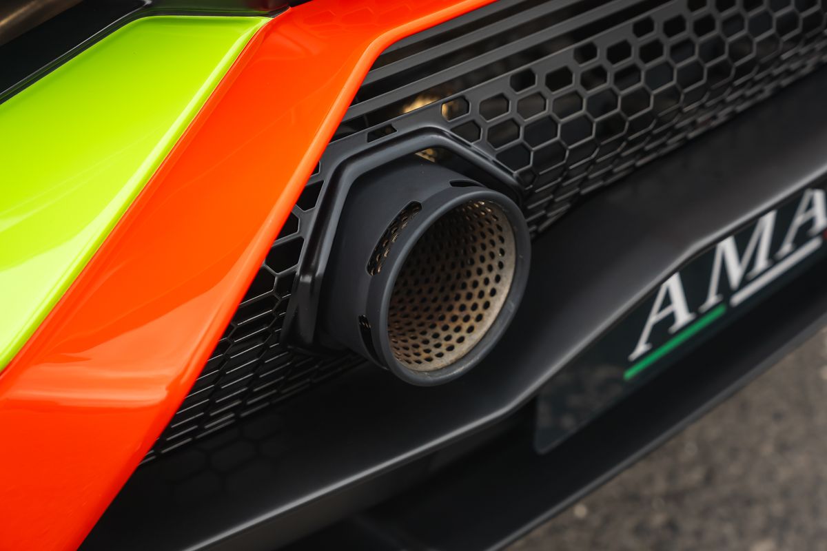 LAMBORGHINI HURACAN STO