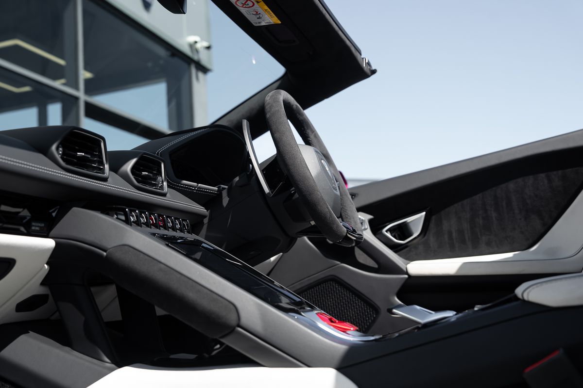 LAMBORGHINI HURACAN EVO SPYDER