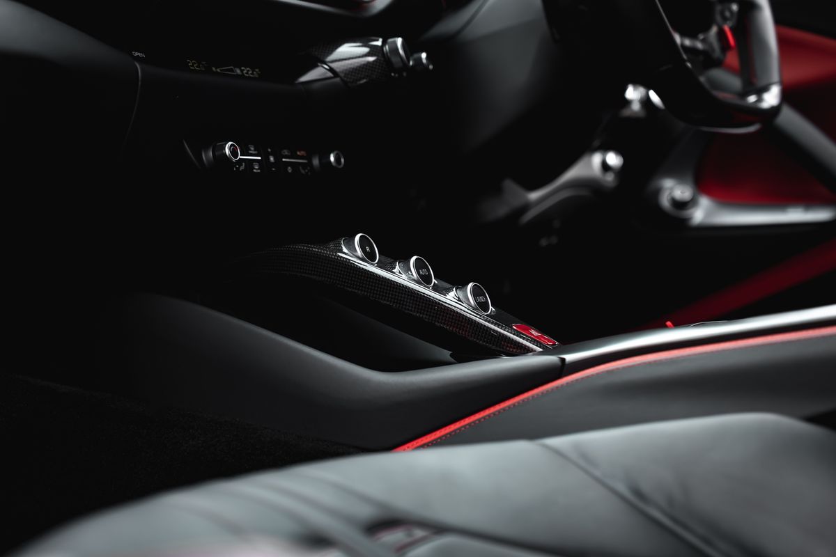 FERRARI 812 SUPERFAST