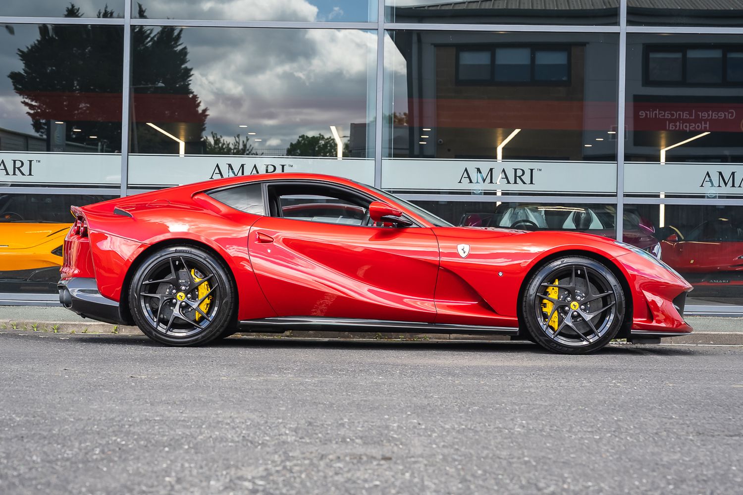 FERRARI 812 SUPERFAST