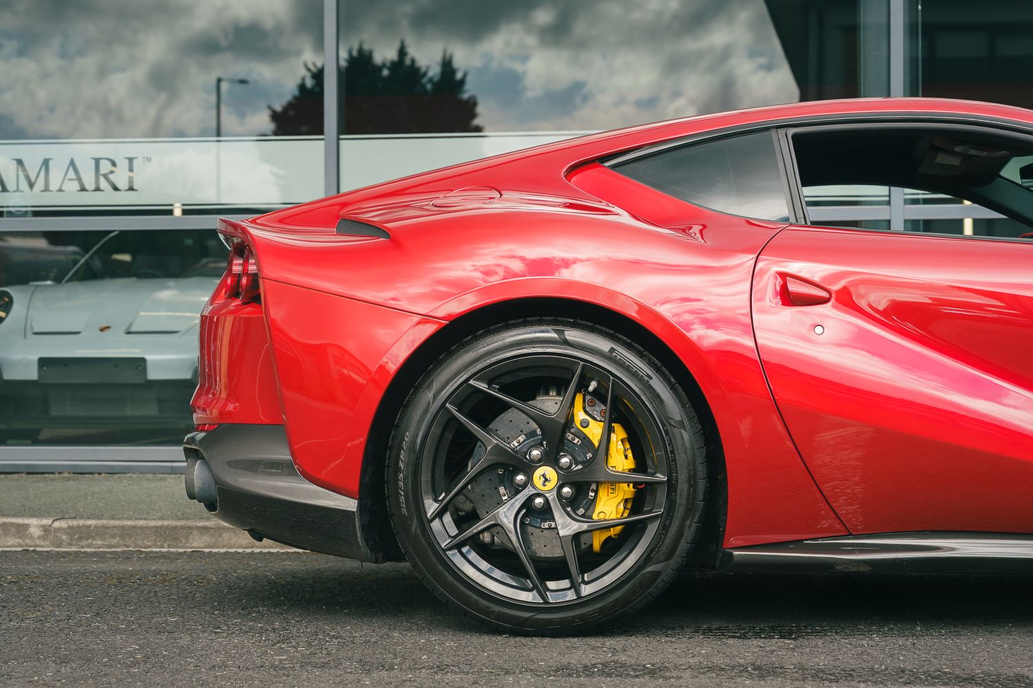 Ferrari 812 Superfast