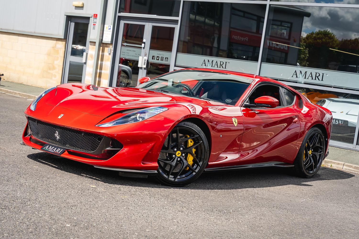 FERRARI 812 SUPERFAST