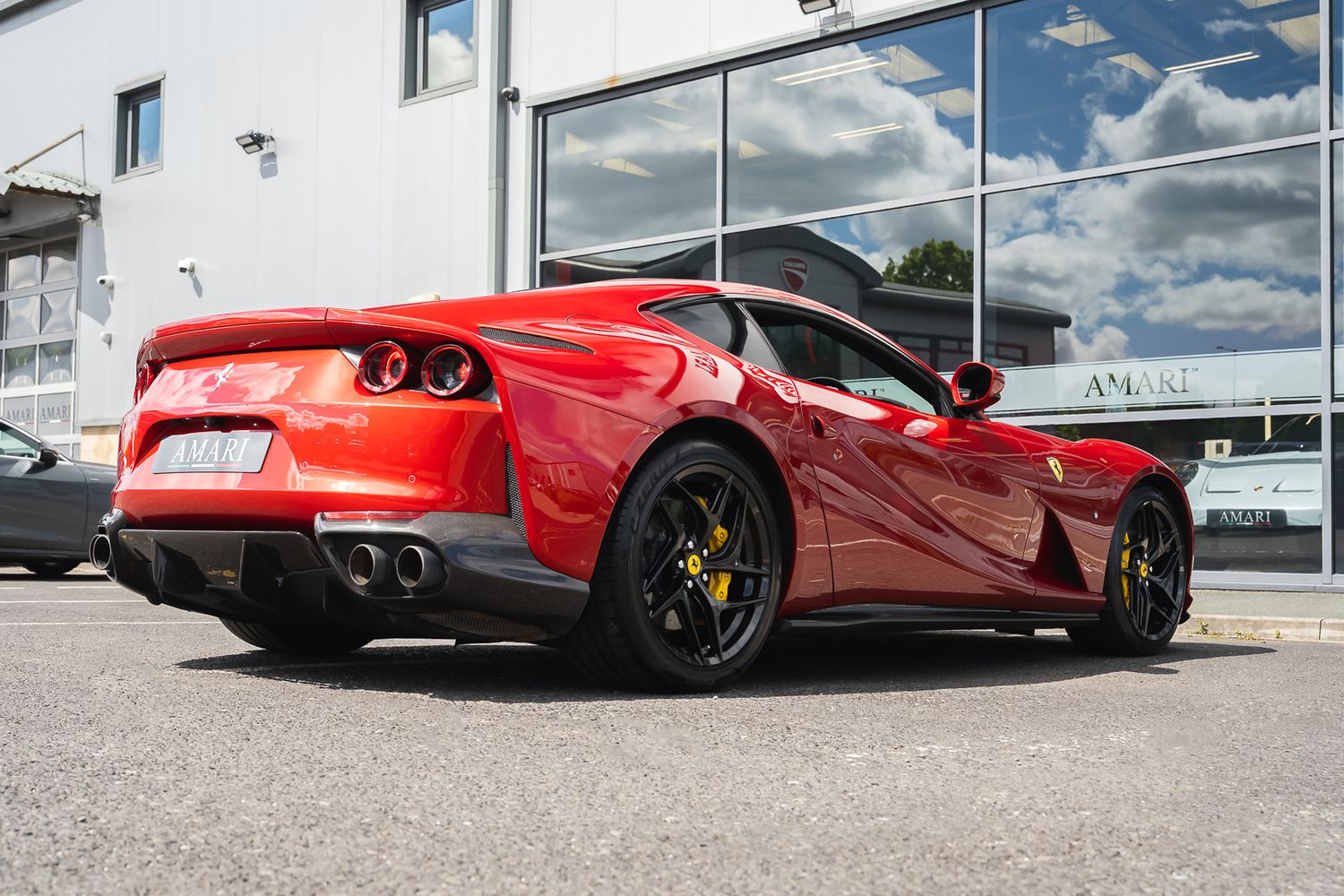 FERRARI 812 SUPERFAST