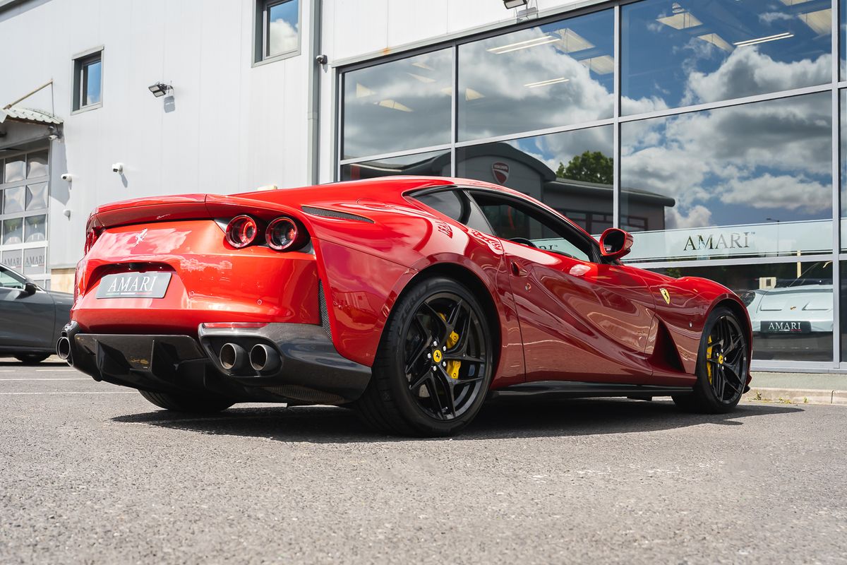 FERRARI 812 SUPERFAST