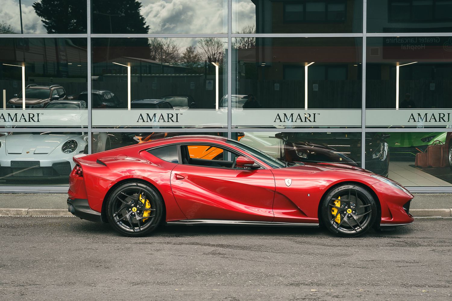 Ferrari 812 Superfast