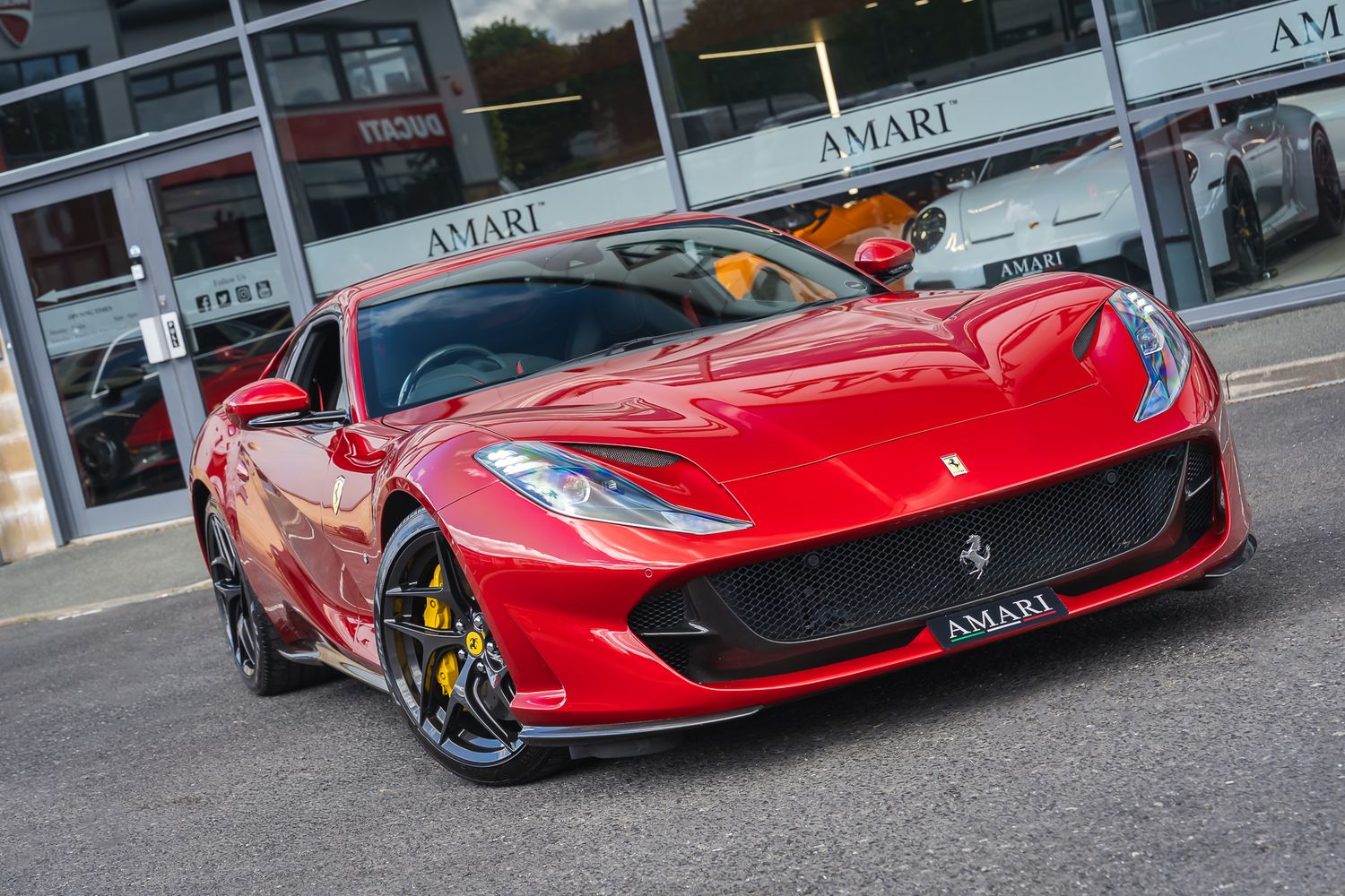 FERRARI 812 SUPERFAST