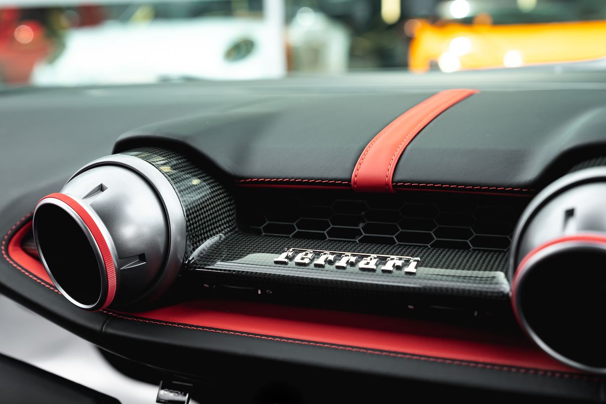 FERRARI 812 SUPERFAST